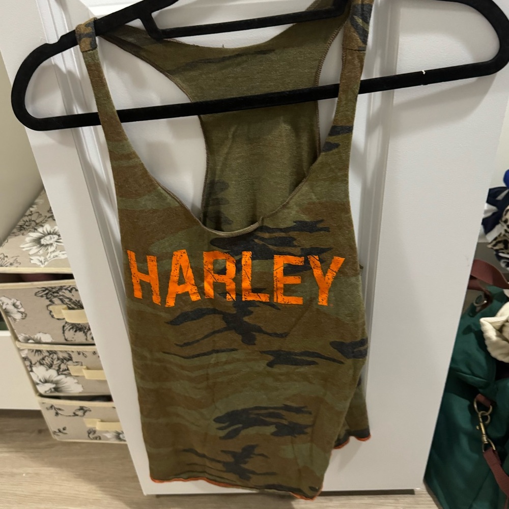 Harley Top Medium